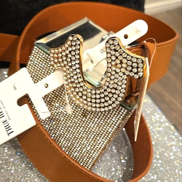 True Religion Rhinestone Horseshoe Buckle Belt main image 8